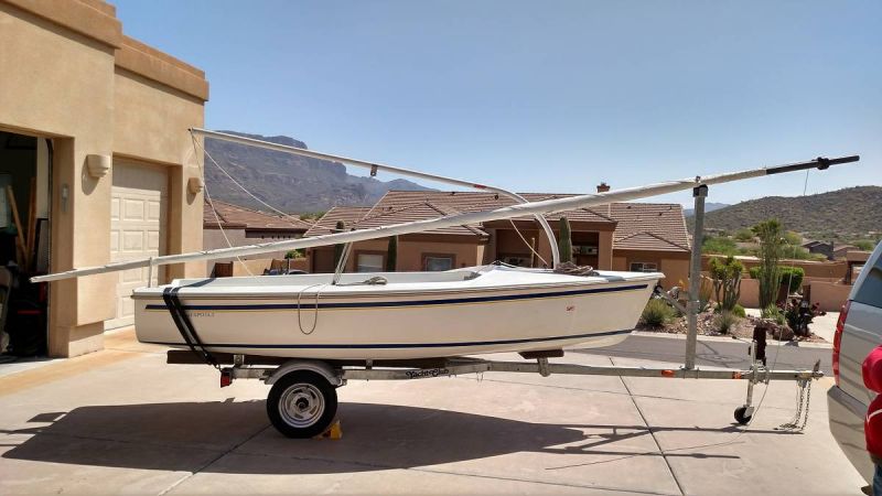 Capri 14.2 Sailboat by Catalina Yachts